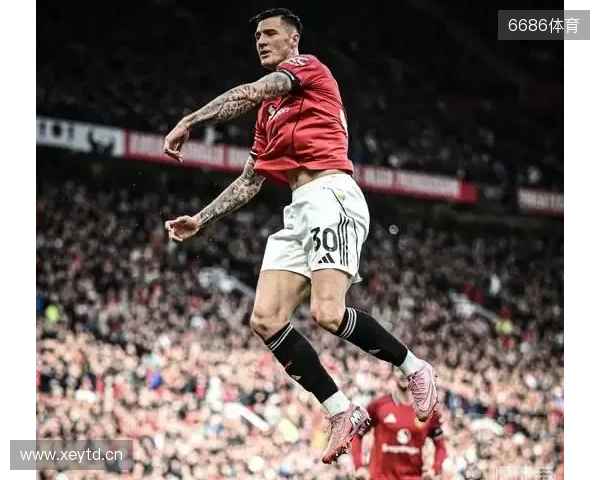 罗马诺:谢什科预计伤缺大约三周,将在12月初回归合练 罗马诺:谢什科预计伤缺大约三周,将在12月初回归合练